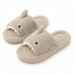 chausson requin peluche