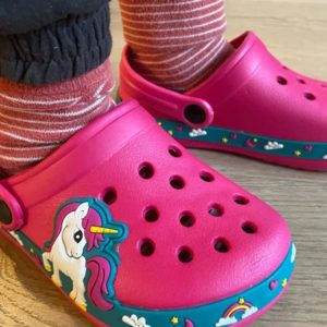 chaussons enfant licorne dino style croc