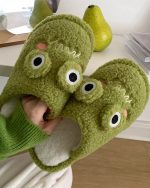 chaussons grenouille verte amusants en peluche