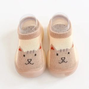 chaussons chaussettes bébé chat
