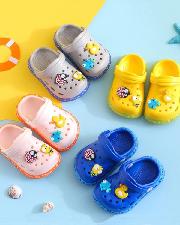 chaussons enfant style crocs