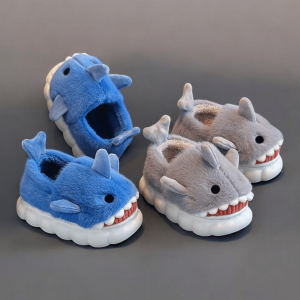 chaussons enfant requin