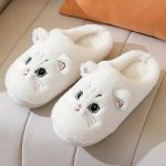 chaussons animaux chat blanc