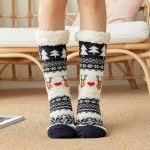 chaussons Noël peluche motif renne bleu