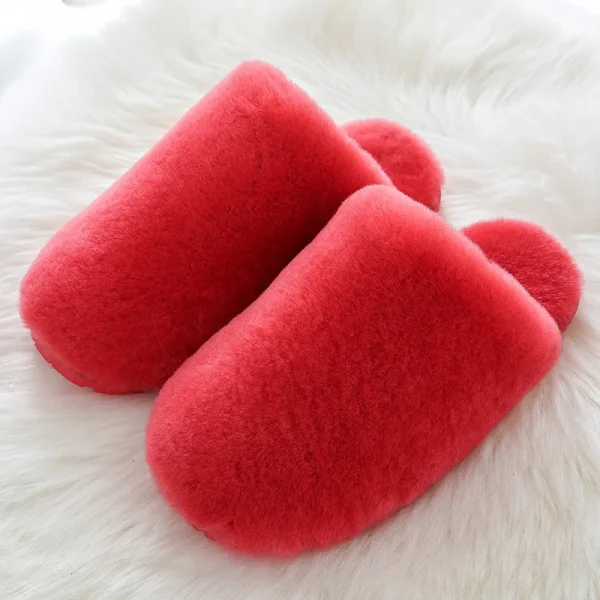 chaussons femme fourrés rouges cocooning