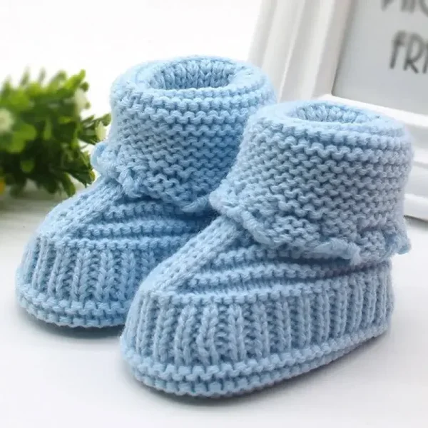 chaussons bébé en laine colorée