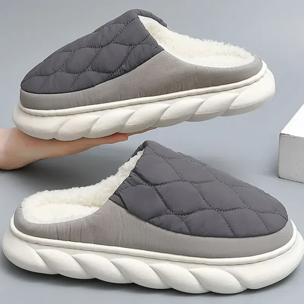 chaussons originaux homme modernes sobre et chic Gris foncé