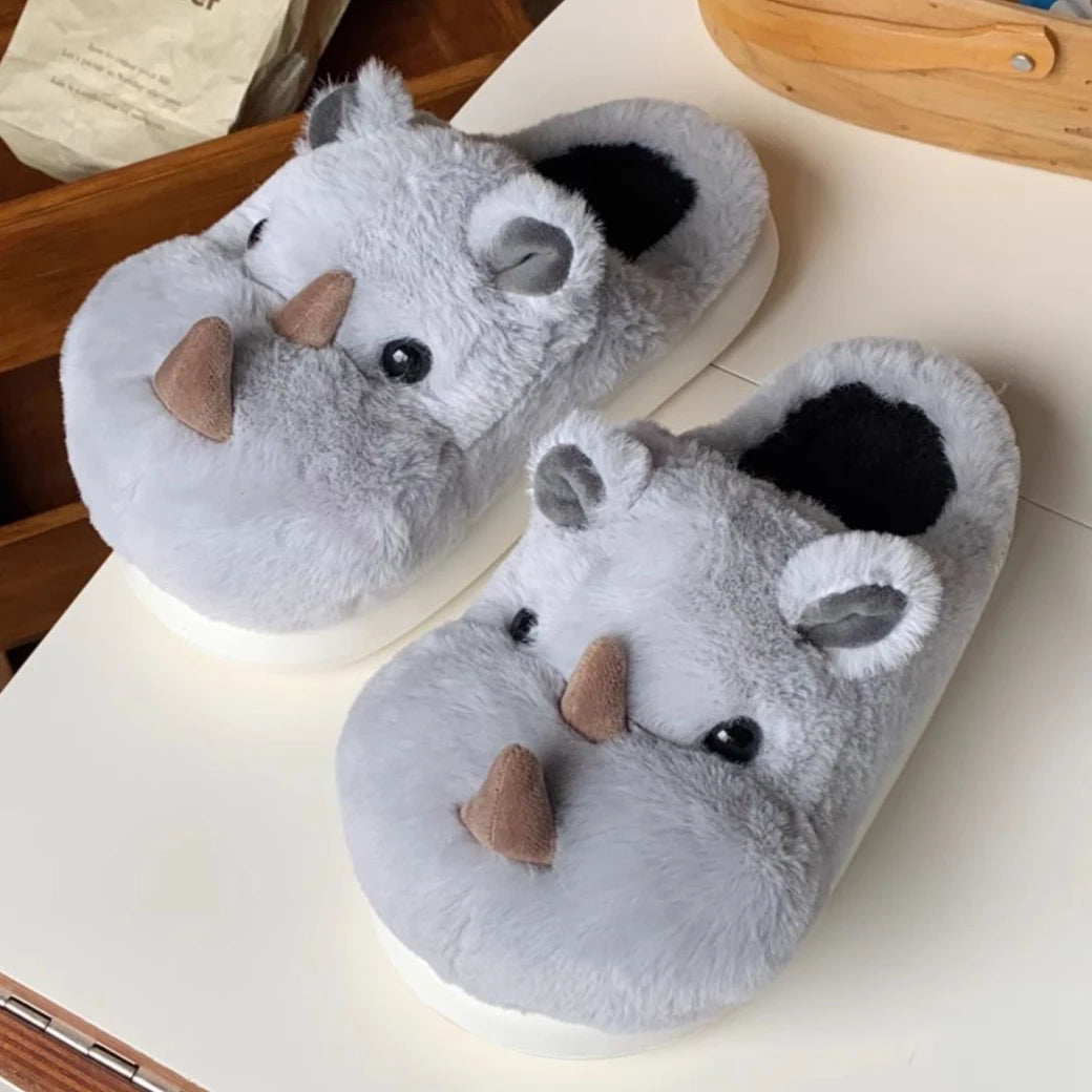 chaussons en forme de rhinocéros