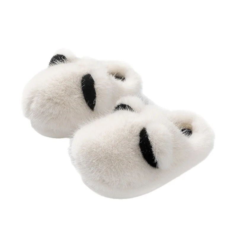 chaussons Panda maison