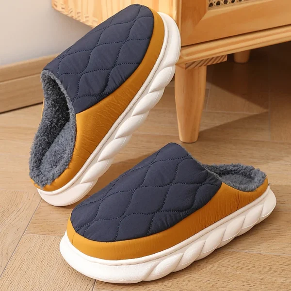 Chaussons originaux homme modernes sobre et chic Bleu marine