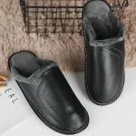 chaussons cuir homme pied plat noirs