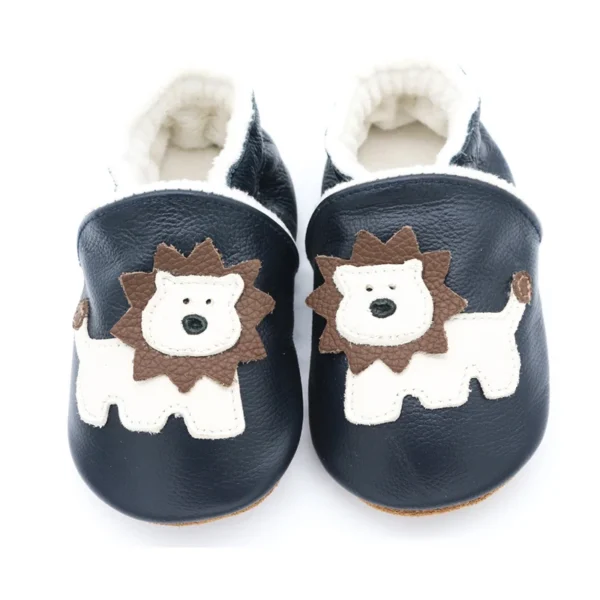 chaussons motif lion