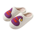 Chaussons Halloween  unisexe blancs - motifs Chapeau de sorcier
