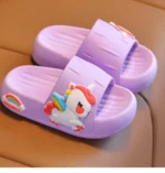 Chaussons licorne violets