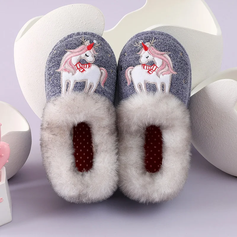 Chaussons licorne enfant doux et chauds en peluche