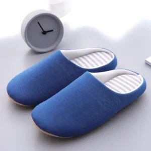 Chaussons hôte japonais élégants pour homme en intérieur