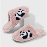chaussons panda en peluche