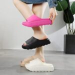Chausson à talon compensé