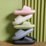 chausson plastique couple