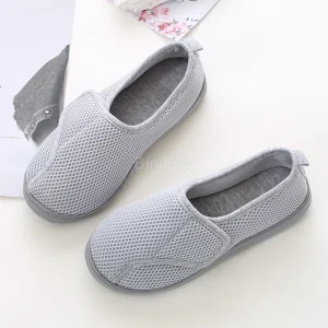 Chausson Femme à Scratch – Maille et Doublure Peluche