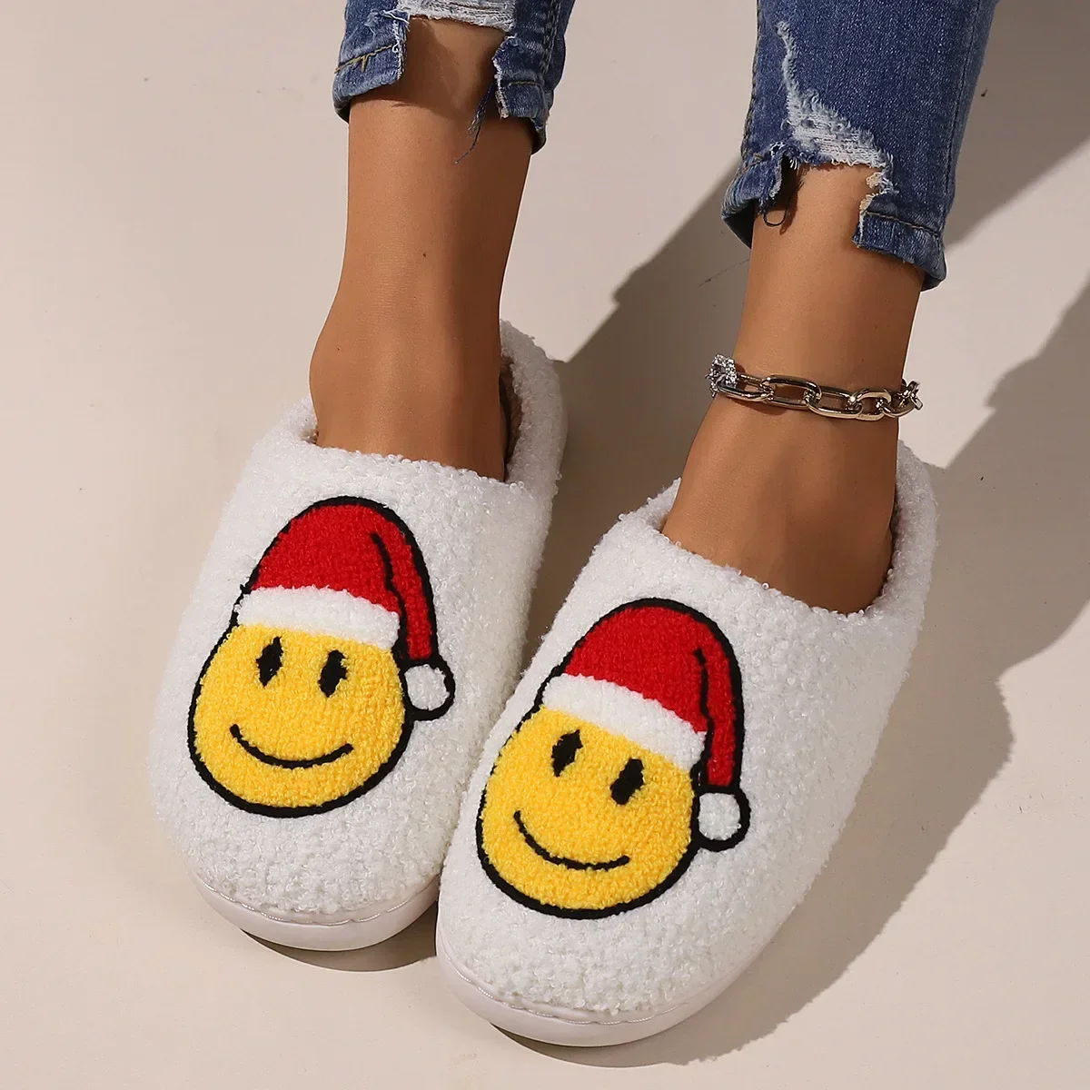Chausson Renne de Noël Adulte – Rouge – Image 5