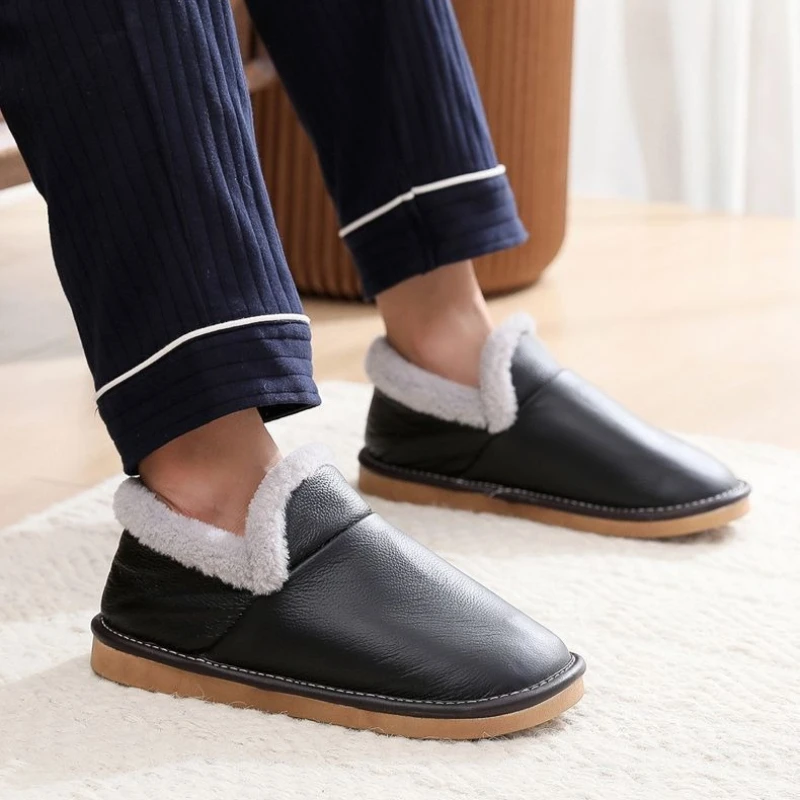 Bottine chausson homme cuir souple couleur noir